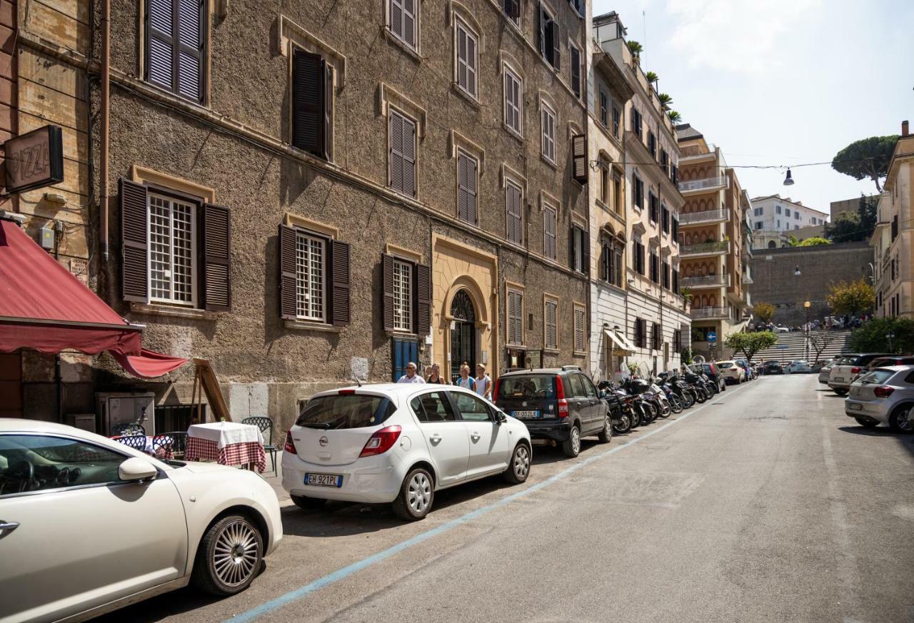 Museum Inn - Una Finestra Sui Musei Vaticani Rome Luaran gambar