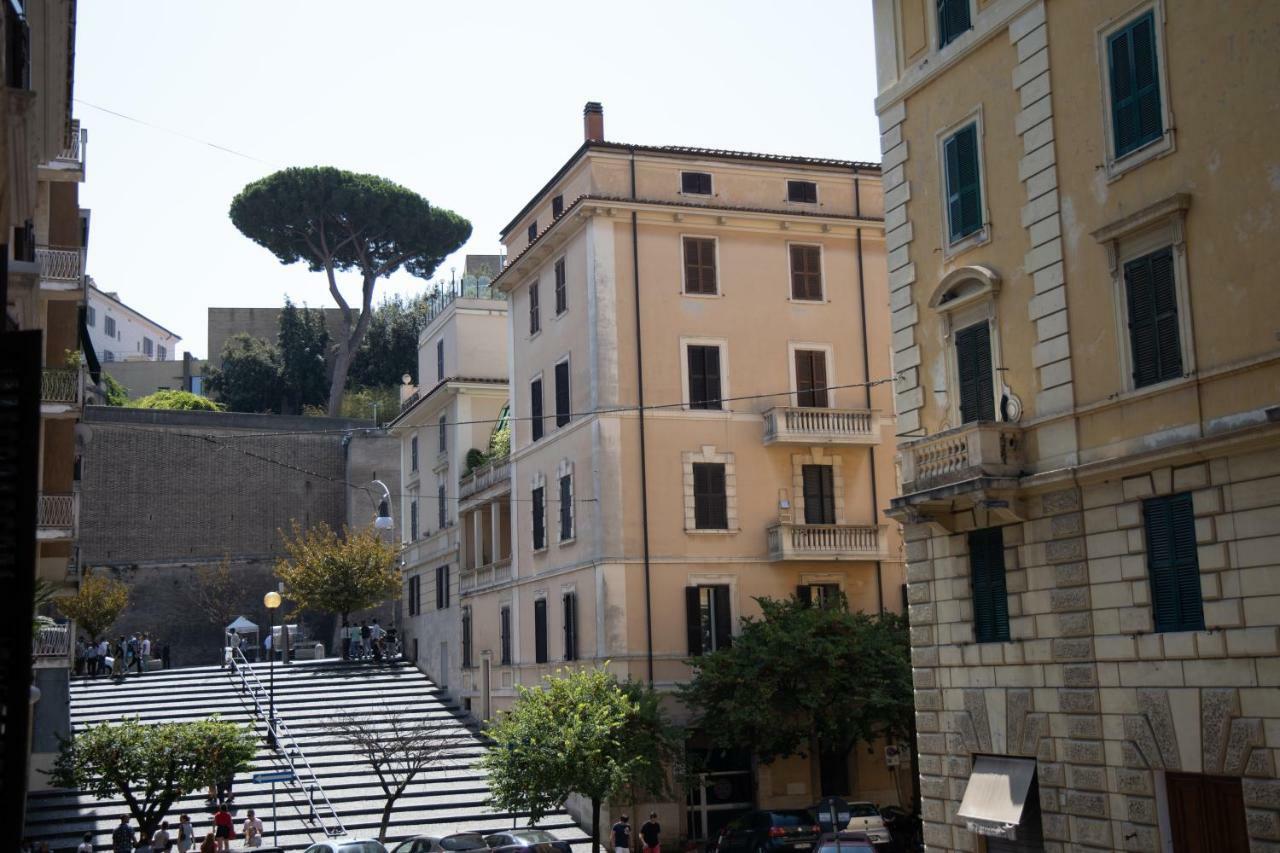 Museum Inn - Una Finestra Sui Musei Vaticani Rome Luaran gambar